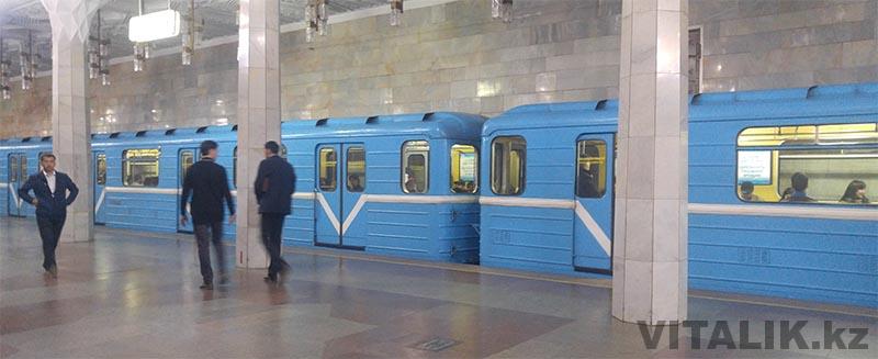 Вагоны метро Ташкент Узбекистан