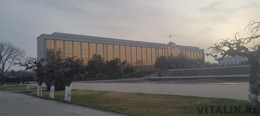 Административное здание Ташкент
