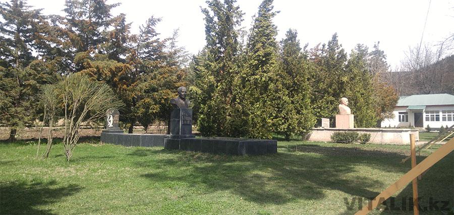 Айни парк Душанбе