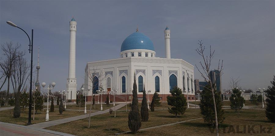 Мечеть Минор вид с набережной
