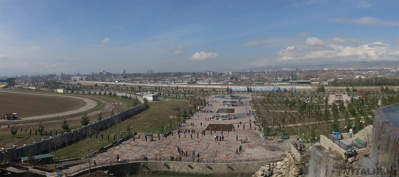 Панорама города Душанбе парк Рудаки
