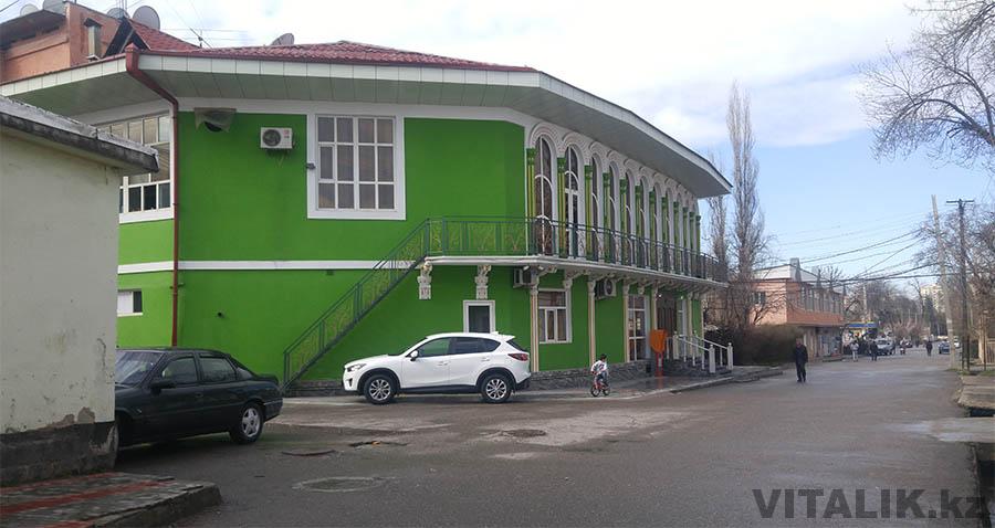 Переулок в центре Душанбе