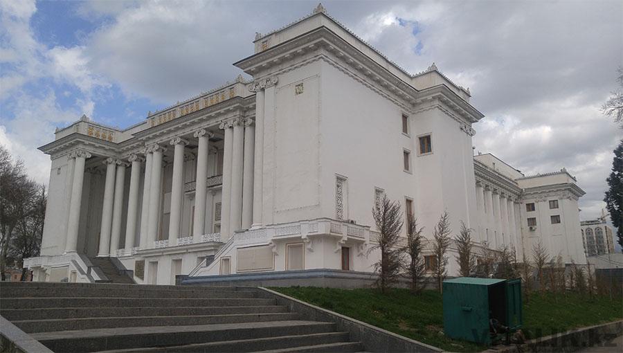 Театр Айни Душанбе Таджикистан